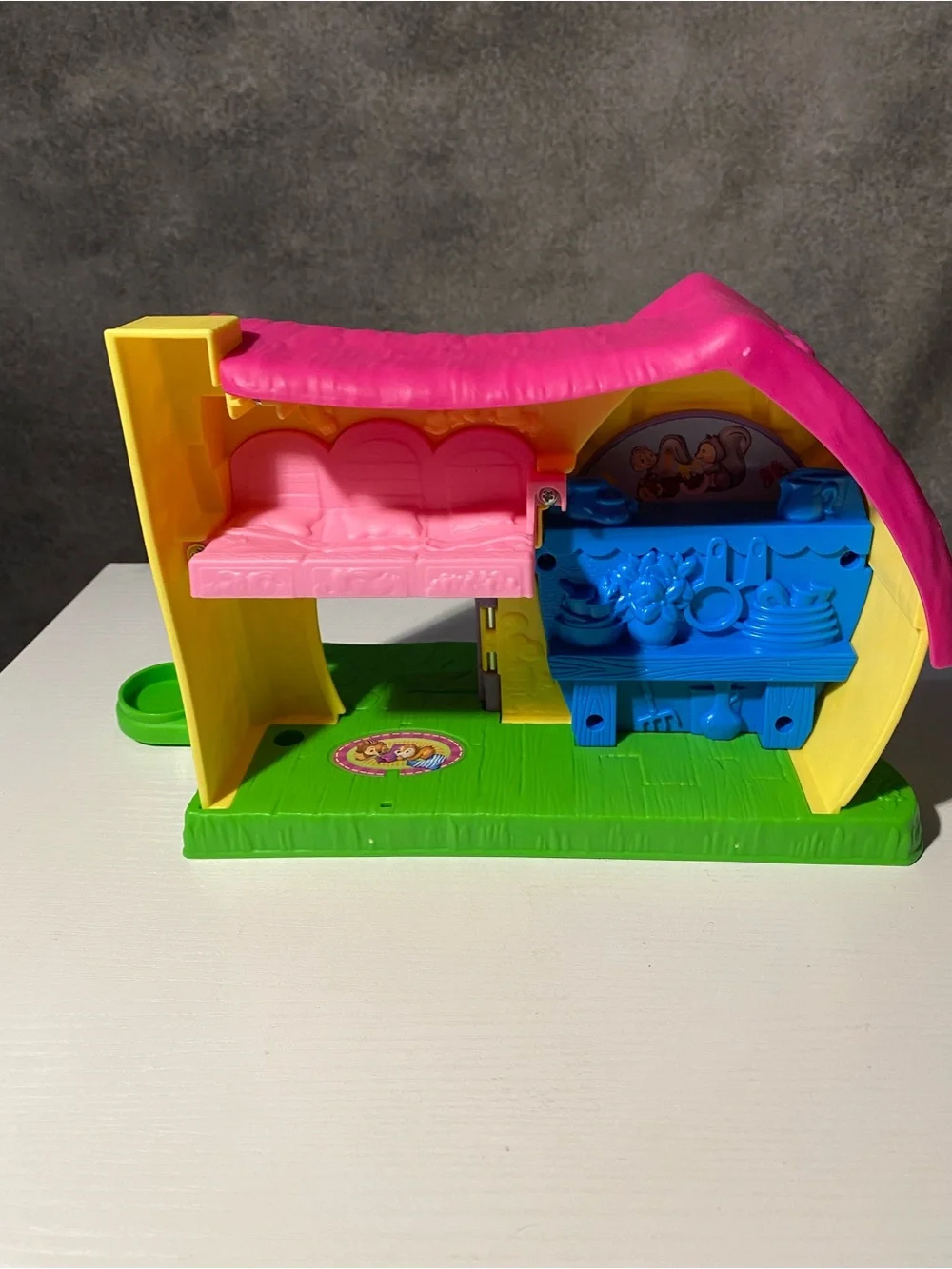 Fisher Price Little People Disney Snow White Seven Dwarfs Cottage House Only
